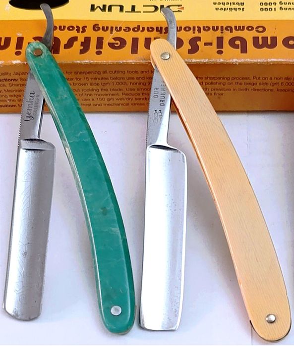 ЗАТОЧЕНА небезпечна опасная бритва SOLINGEN Німеччина і борд, правилка