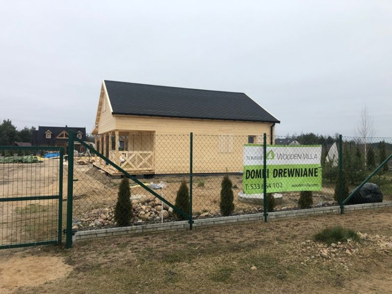 DOM/DOMEK drewniany z antresolą i tarasem DL A8