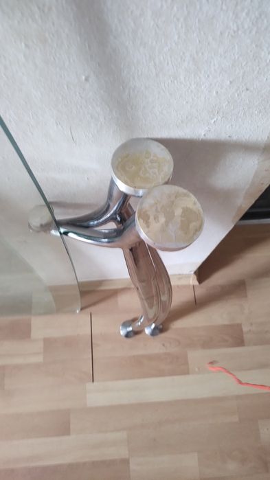 Стіл скляний, розібраний