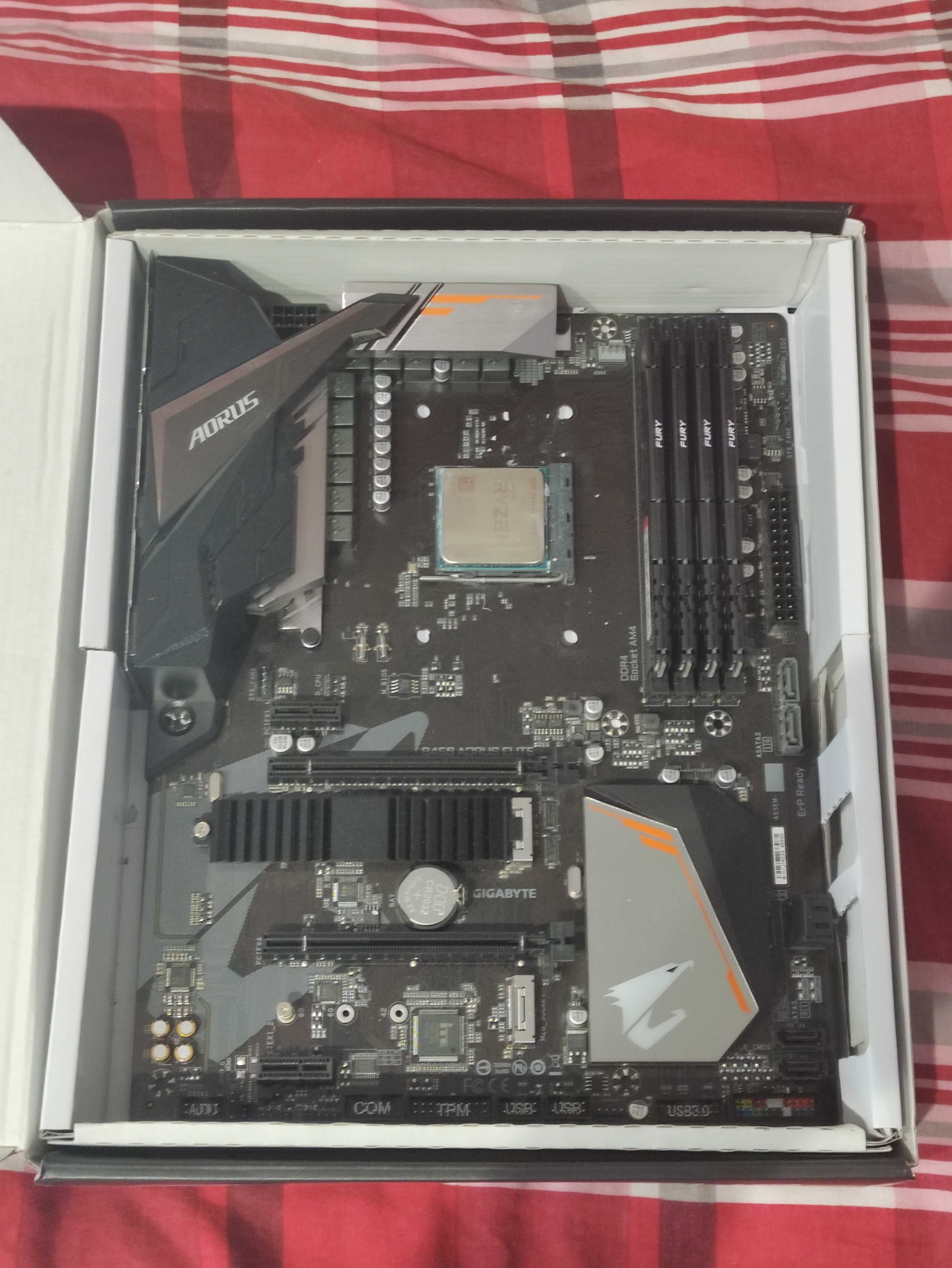 Aorus B450 Elite + Ryzen 5 2600X + 32GB RAM DDR4 3200Mhz