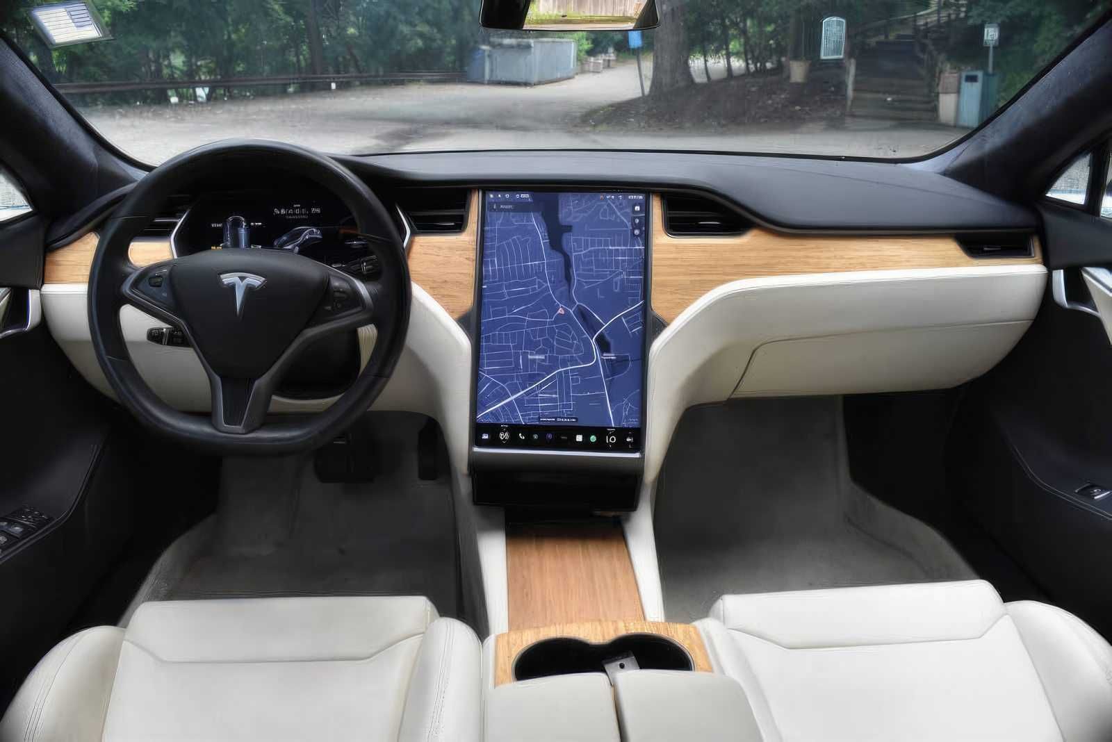 Tesla Model S 2019