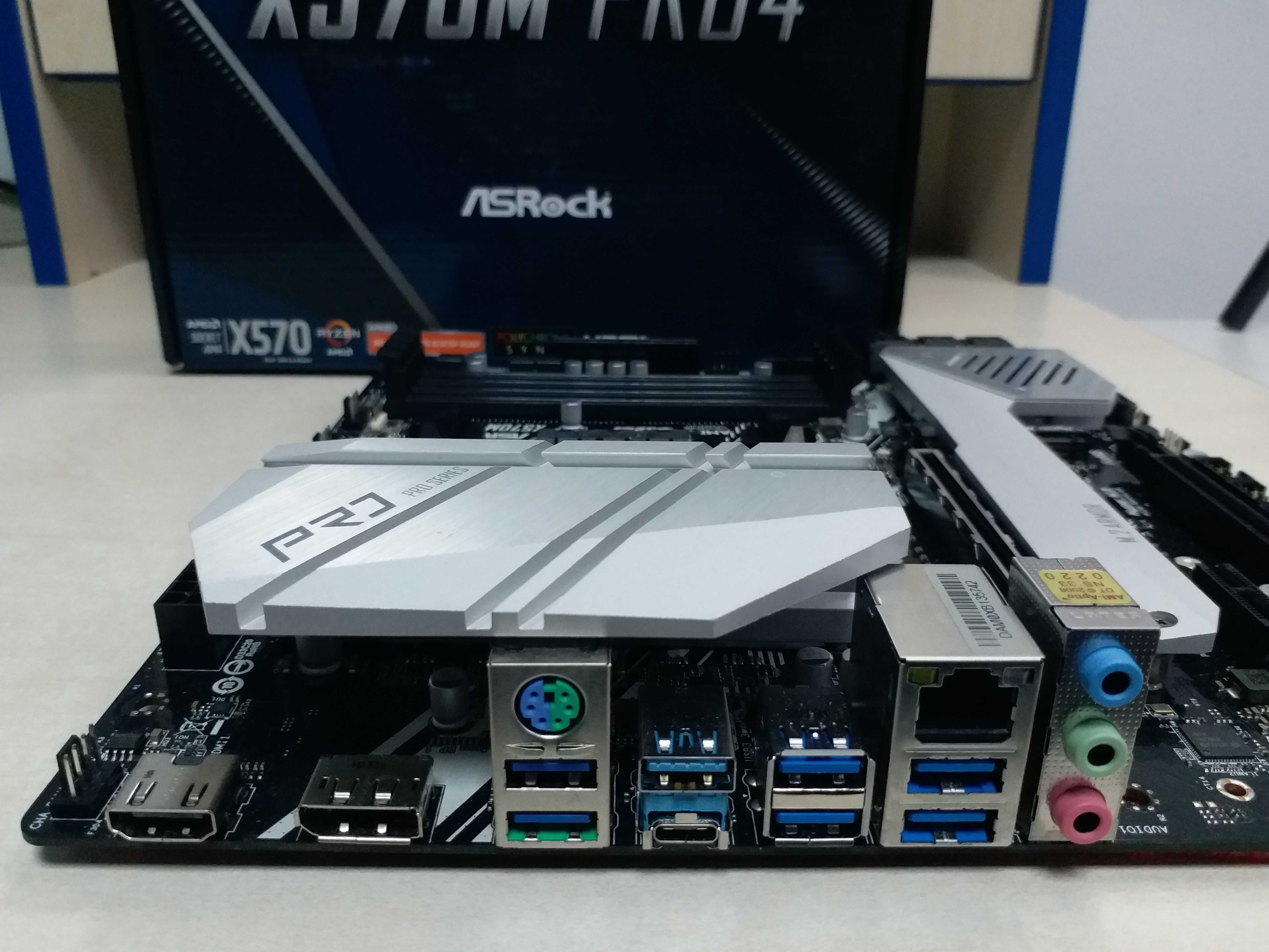 ASRock X570M Pro4   AM4