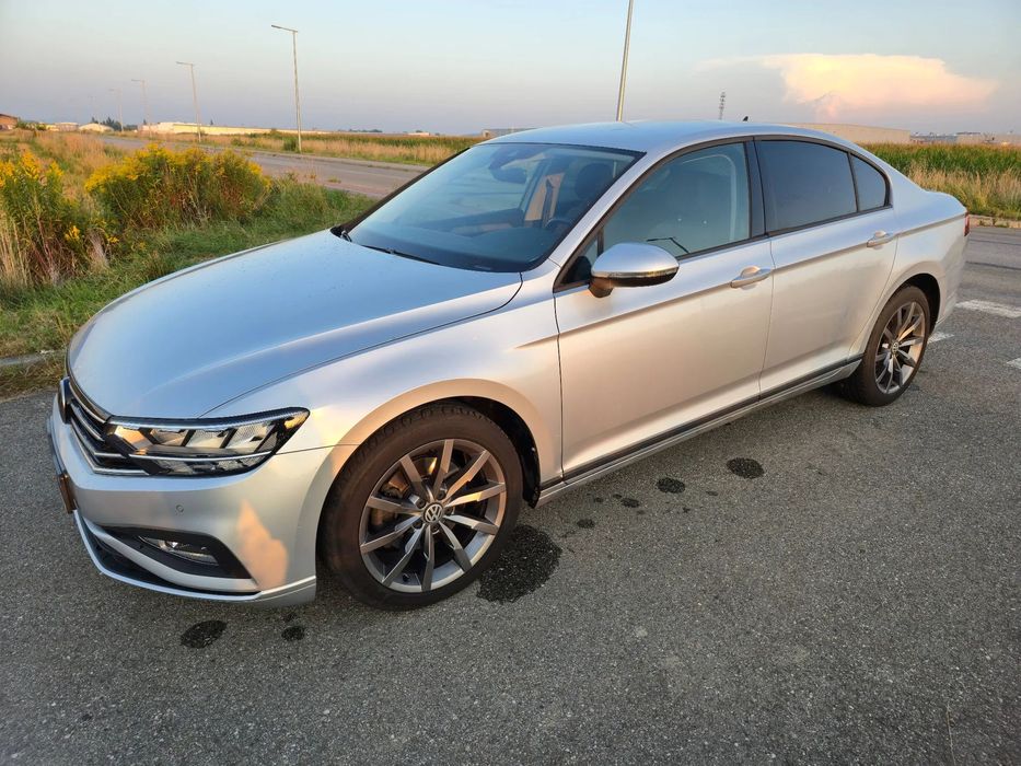 Volkswagen Passat Niski Przebieg | Polski Salon | Alufelgi 18" R-Line I Niskie spalanie