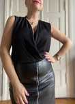 Gestuz czarne eleganckie kopertowe body