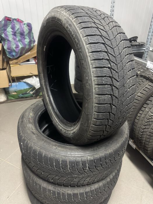 Зимові шини 225/55 R18