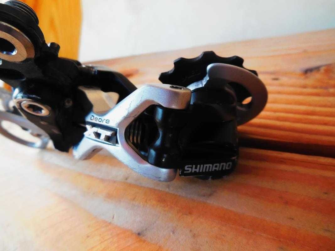 Przerzutka tylna Shimano Deore XT RD-M772 9s
