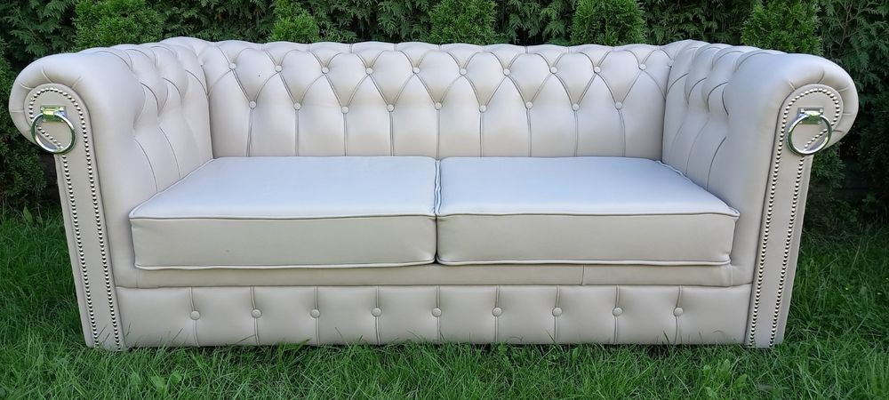 Sofa Chesterfield III II I