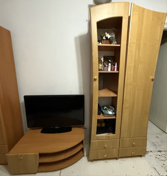 Модульна стінка, стєнка, шафа