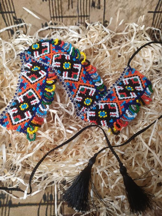 Силянка, сучасна прикраса з традиційними взорами