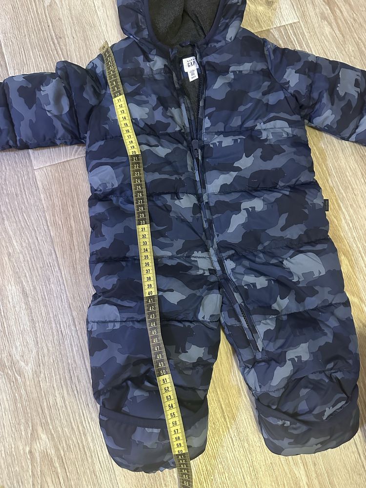 Продам зимовий комбінізон GAP