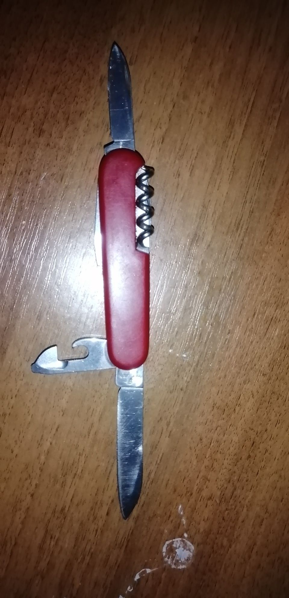 Нож Victorinox Tourist Red