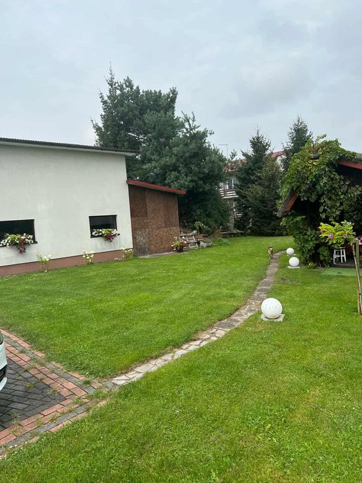 Dom dąbrowa zielona