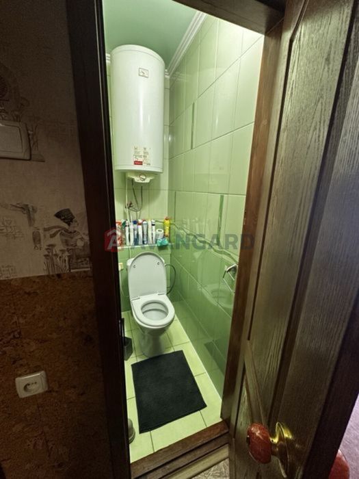 Продаж 2 кімнатної квартири.Бородинський.