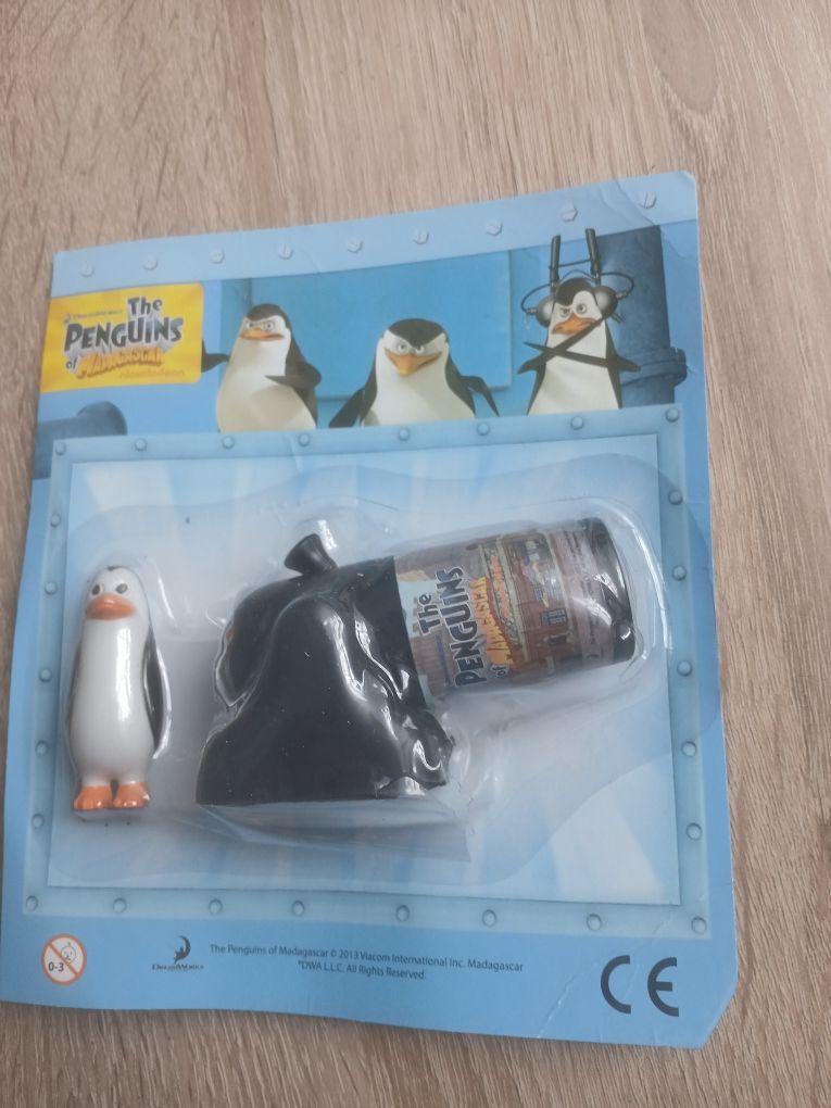 Figurka i armata Pingwiny z Madagaskaru