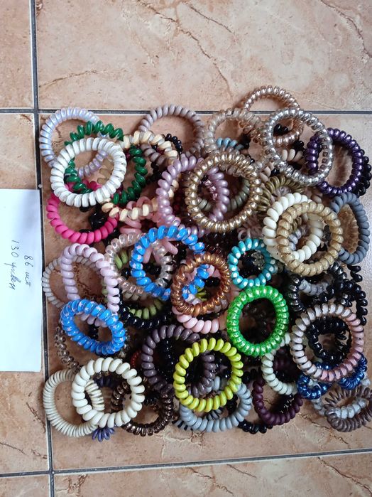 Зажими  и обручя  для волос лот резинки