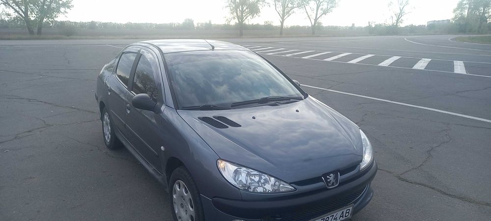 PEUGEOT 206 1.4 CЕДАН 2009 ,134000  ПРОБІГУ