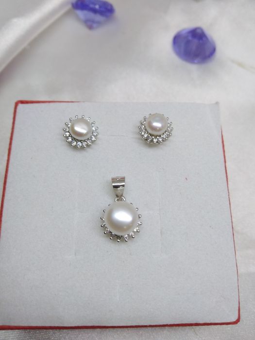 Piękny srebrny komplet kolczyki i wisiorek z perłą, srebro 925