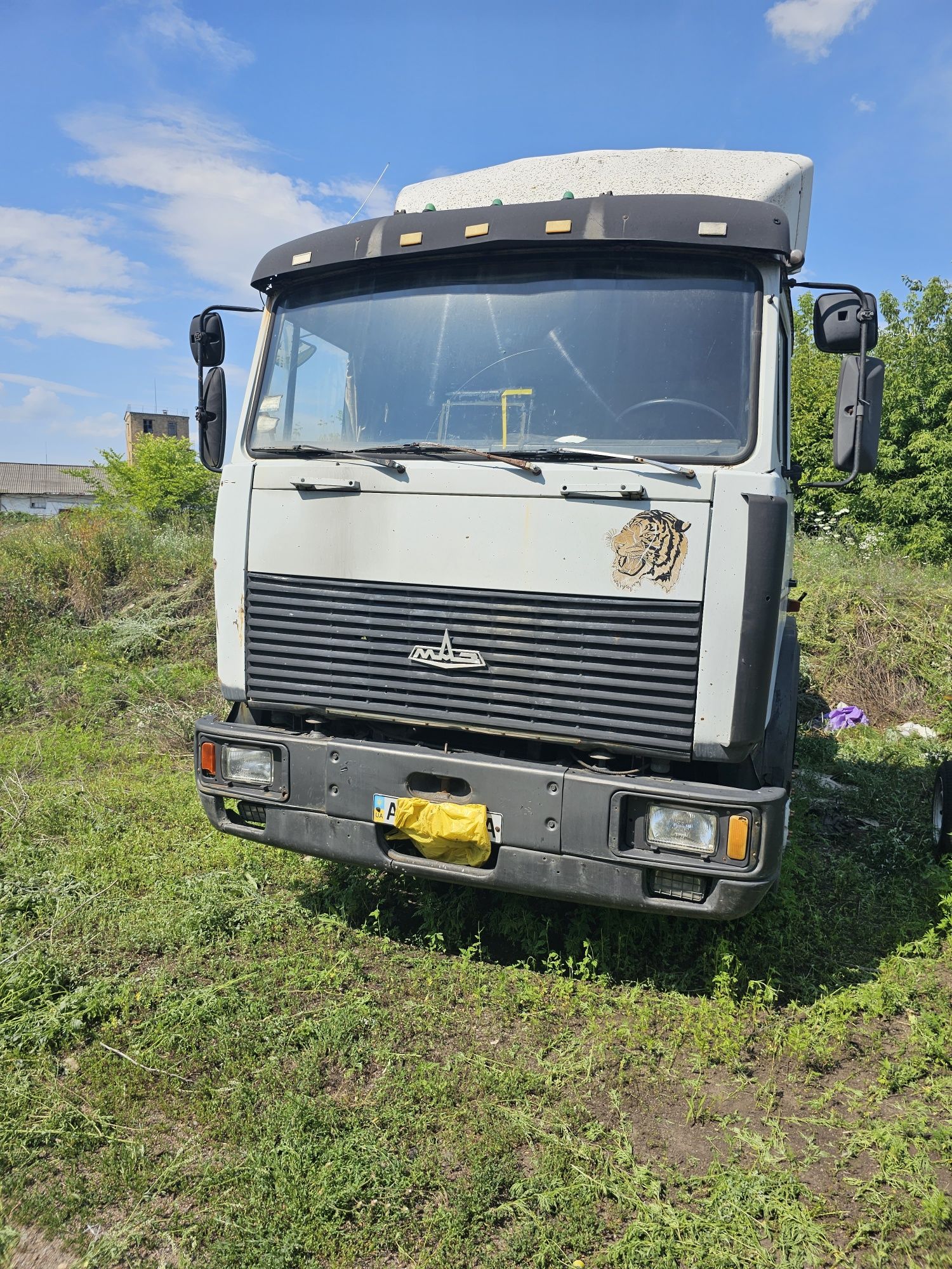 Продам МАЗ 642208