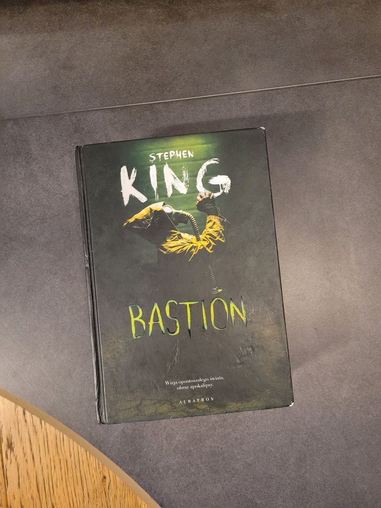 Stephen King - Bastion