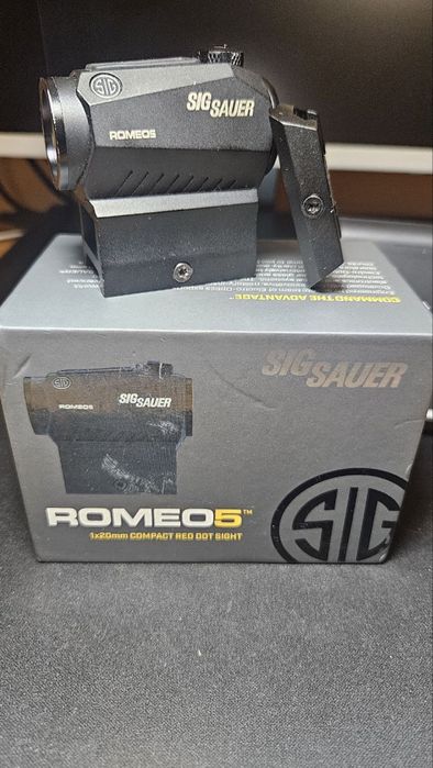 Приціл Sig Sauer Romeo5 1x20 Compact Red Dot Sight