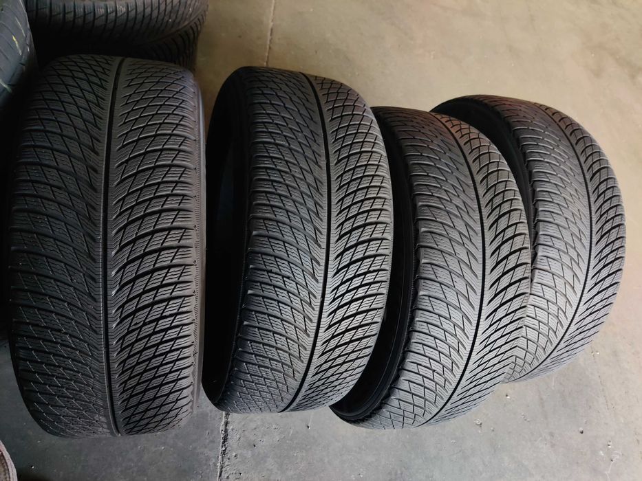 BMW X5 різноширокі R19 255-50 285-45 шини зимові Michelin Pilot Alpin5