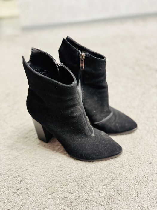 Жіночі ботінки осінь -весна 37 розміру