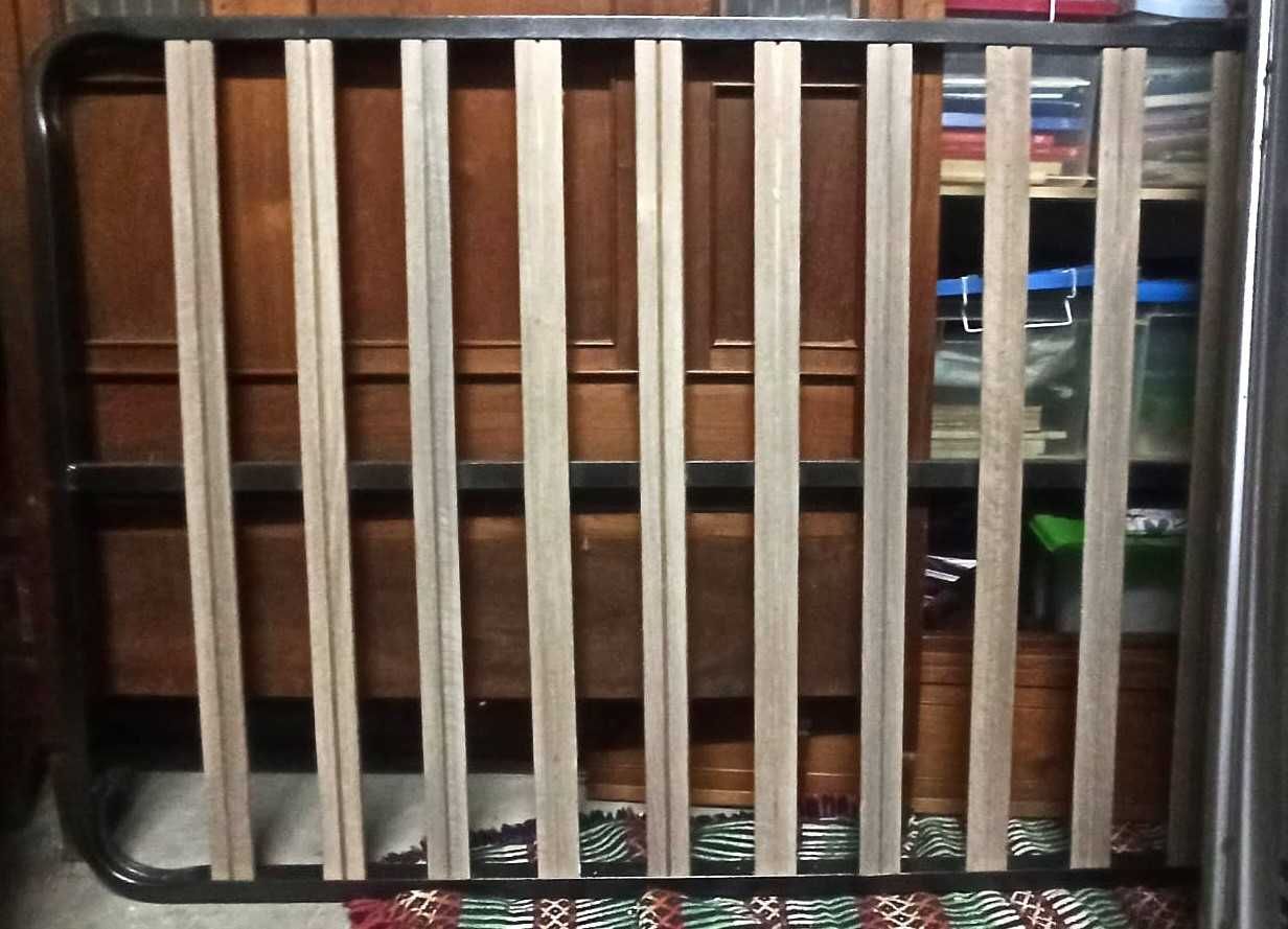 OPORTUNIDADE Cama de Solteiro com colchão