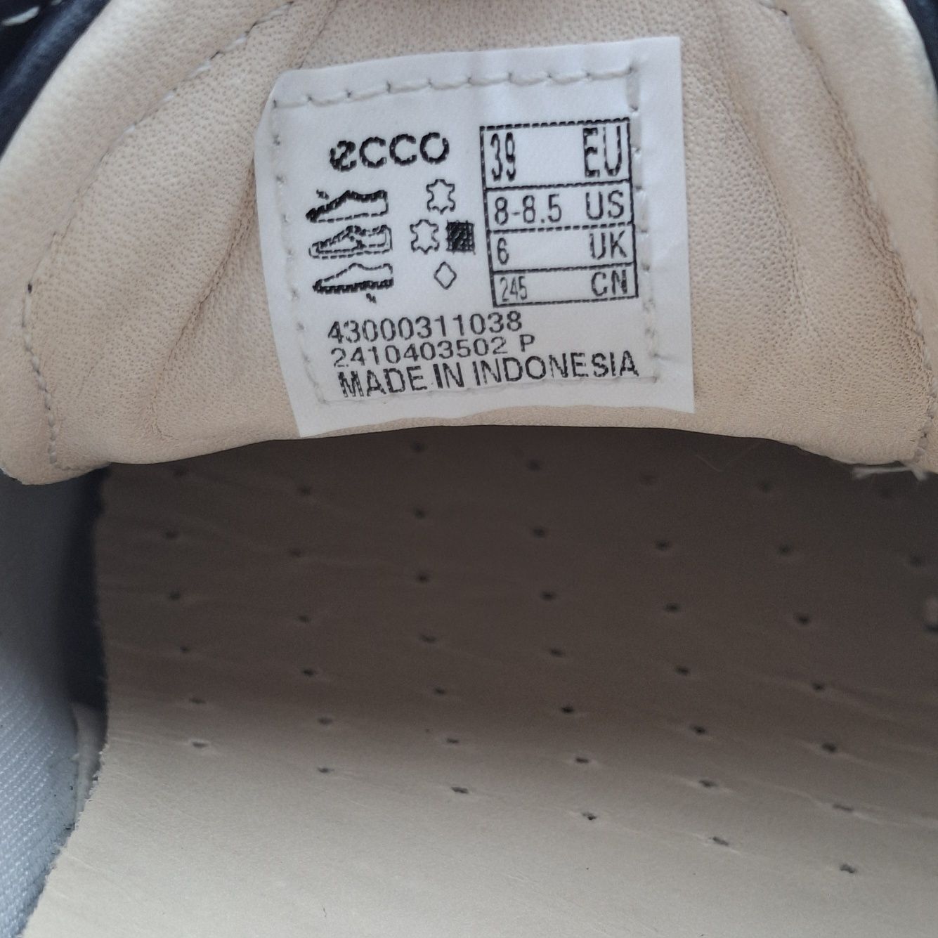 Кеди ECCO Soft 7 Нові 39р.