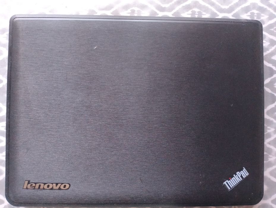 Ноутбук lenovo 8gb/120gbSSD