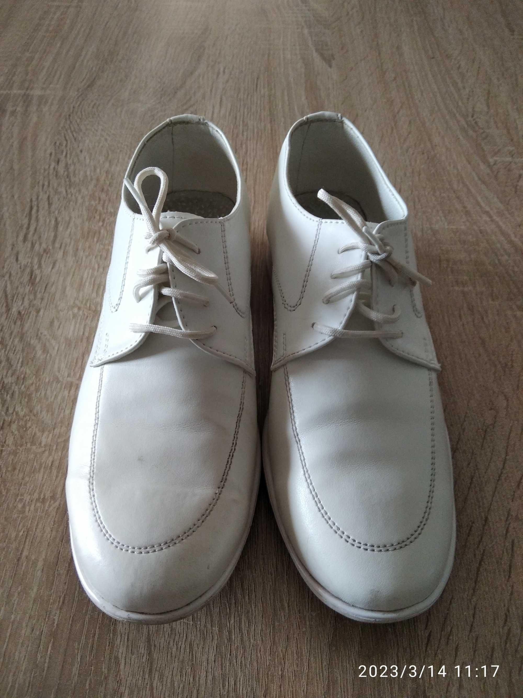 Buty komunijne białe rozmiar 33