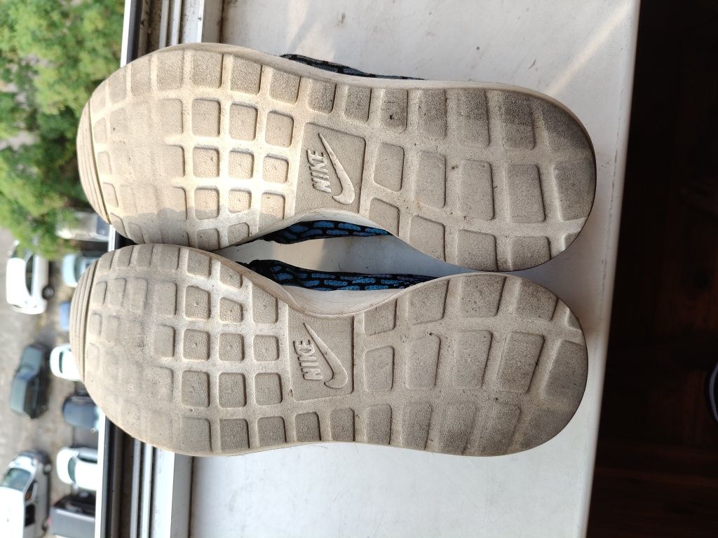 Кросівки Nike 43