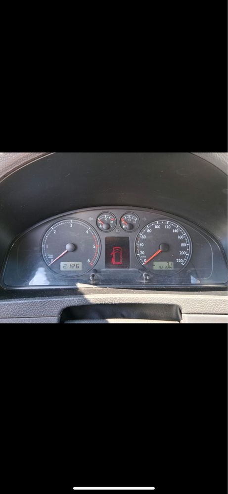 Volkswagen T5 1.9 Multivan 7 osobowy