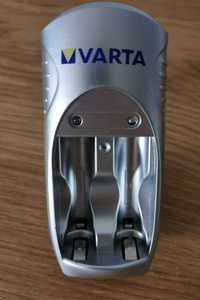 Ładowarka VARTA Traveller Charger