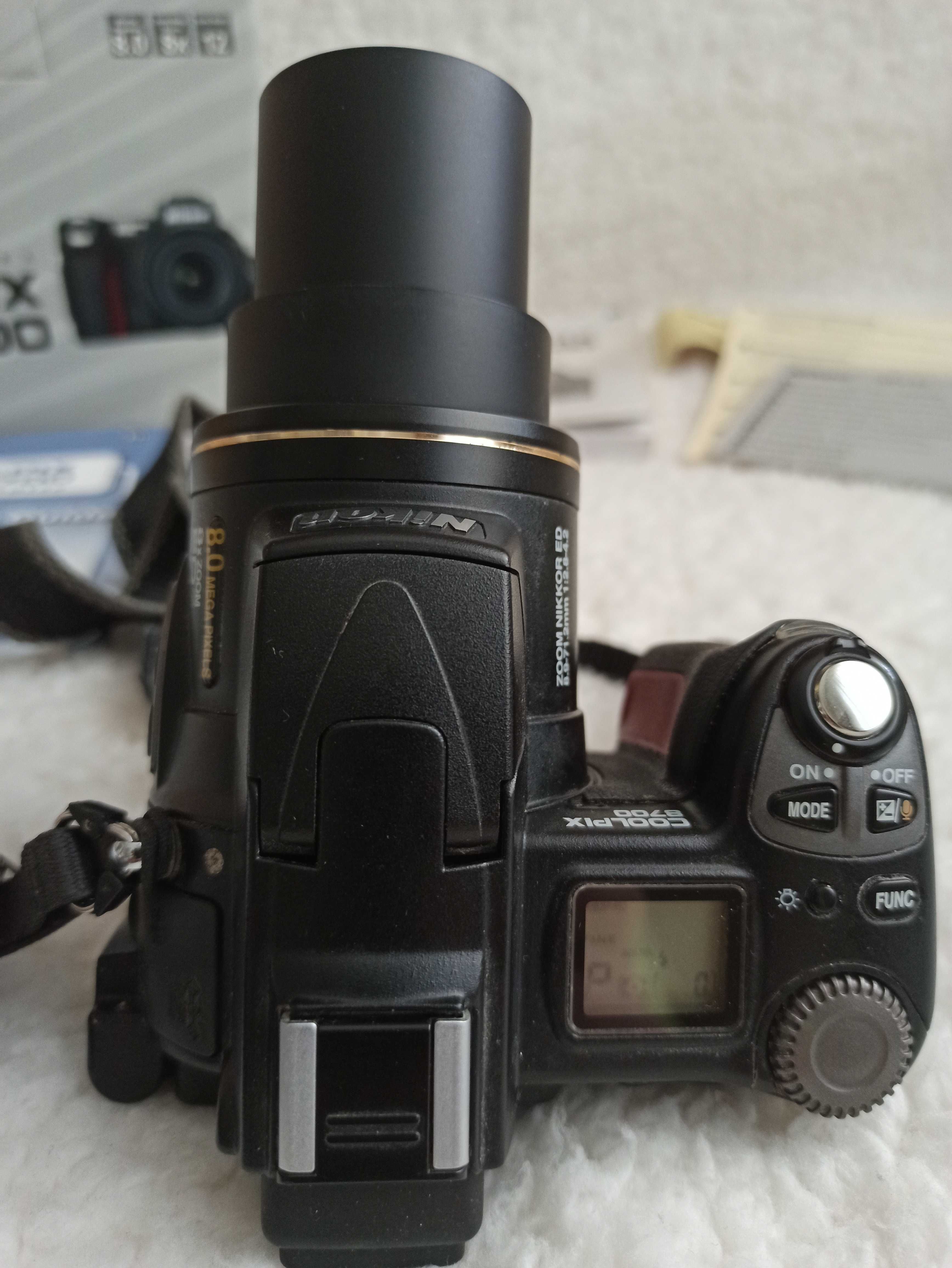 Aparat Nikon Coolpix 8700 uszkodzony