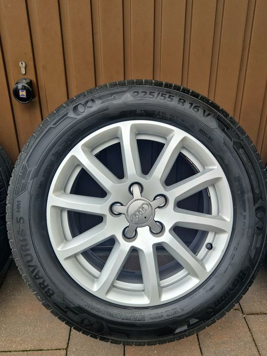 Koła/Alufelgi Audi R16 5x112 Opony letnie Barum 8mm 225/55/16