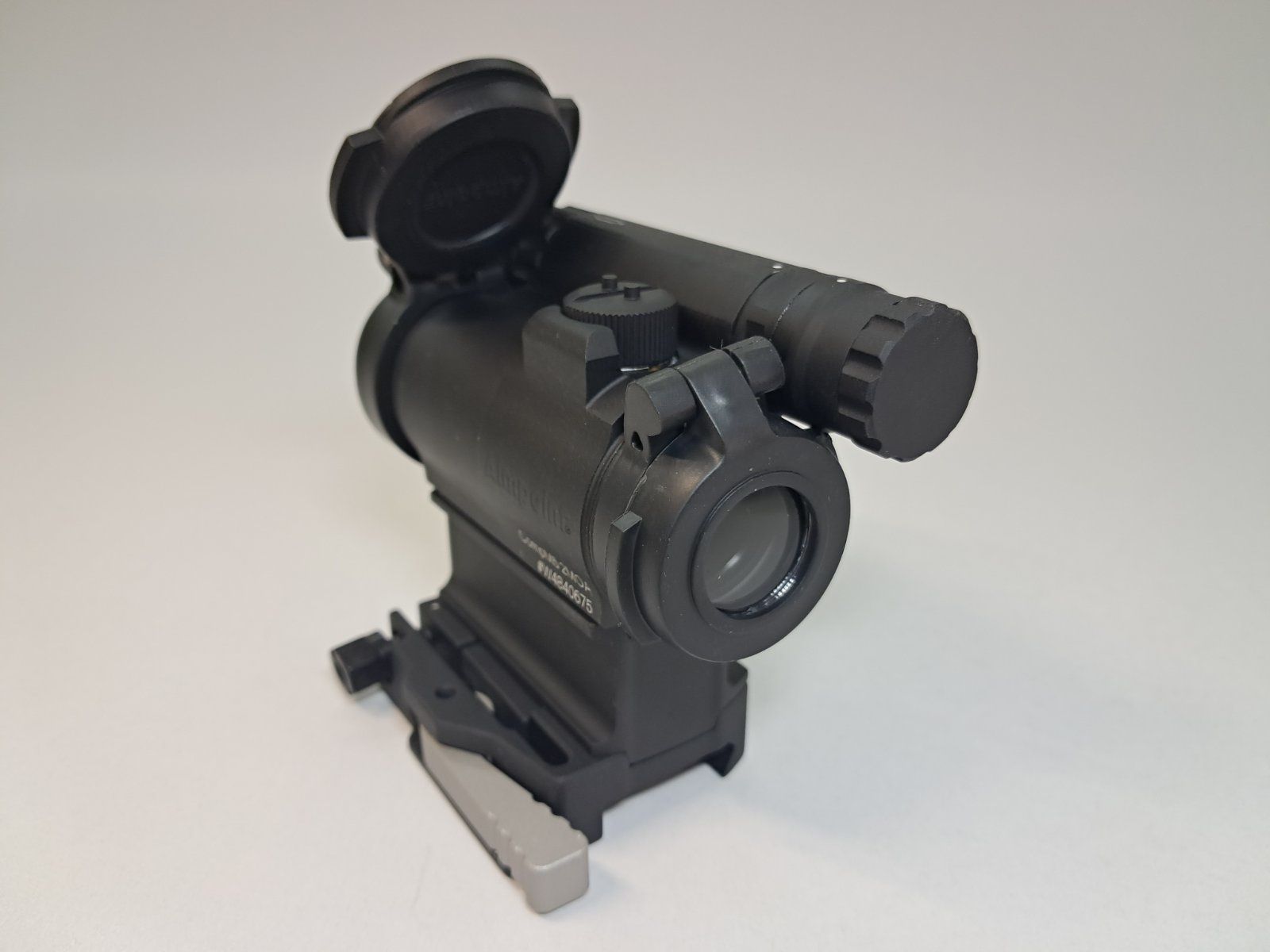 Коліматорний приціл Aimpoint CompM5