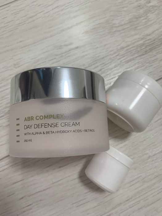 Alpha-Beta retinol Restoring cream Holy Land на основе кислот