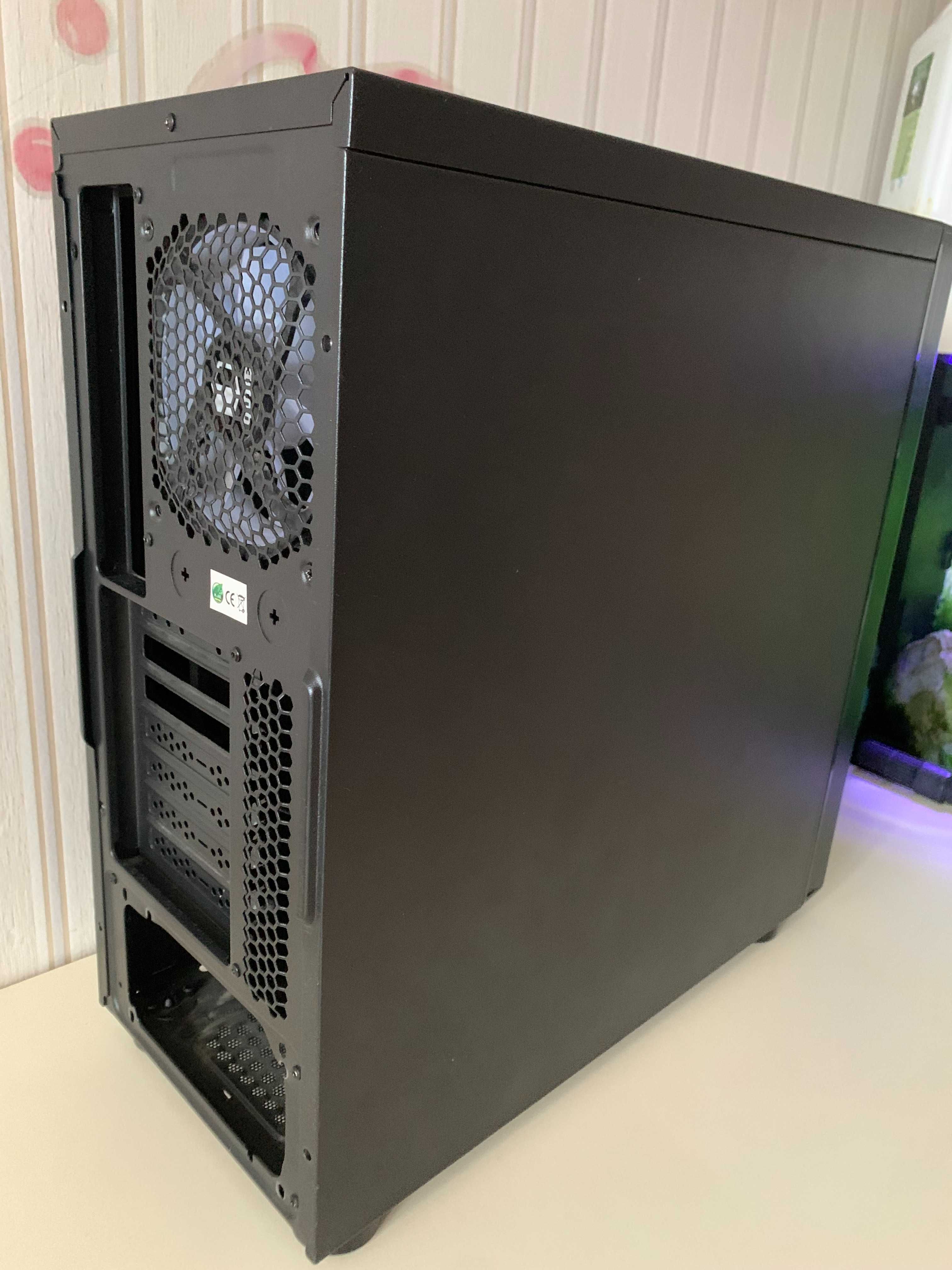 Корпус Chieftec Falcon AL-01B-OP ATX