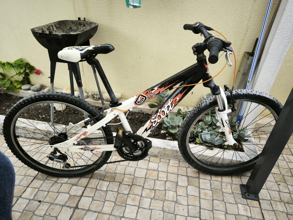 Bicicleta Scott de criança