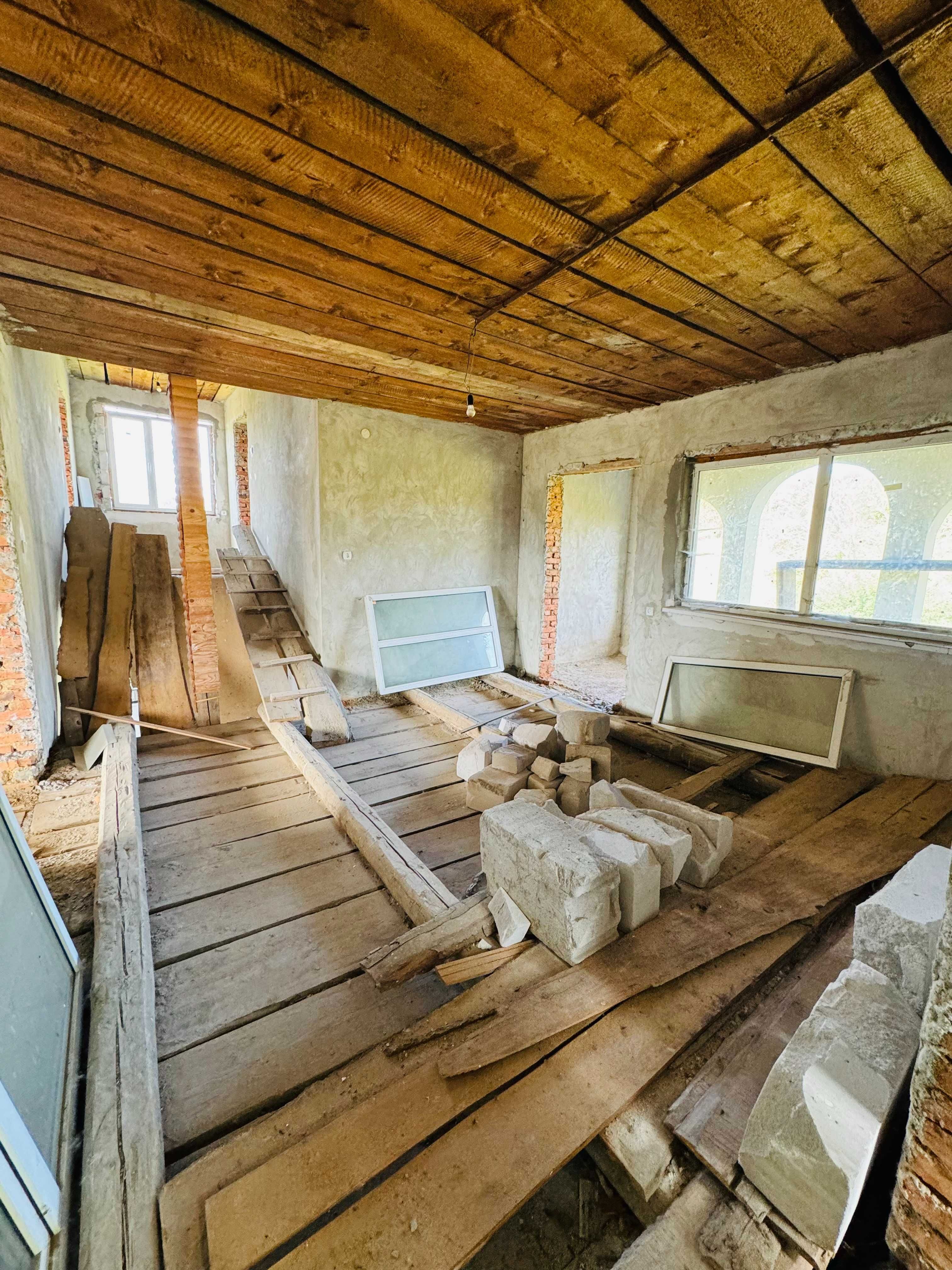 Продаж будинку у селі Кобаки (Косів), 265 м.кв., 20 сот.