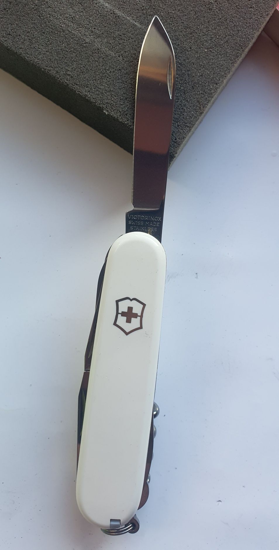 Victorinox Huntsman White snow Świąteczny prezent