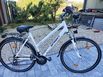 Miejski trekkingowy rowerek aluminium na kołach 28 tani
