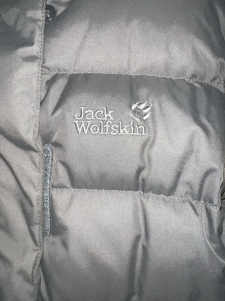 Жіночий пуховик,куртка Jack Wolfskin розмір S