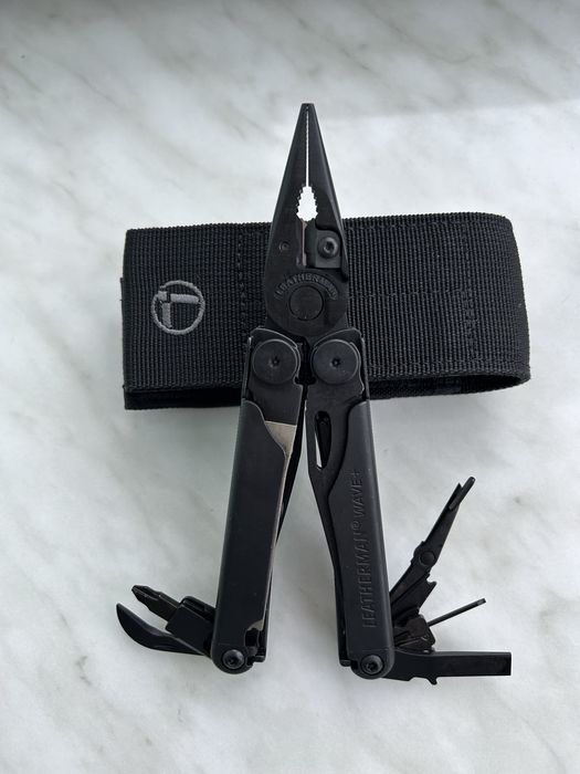 l Leatherman Wave Plus Black