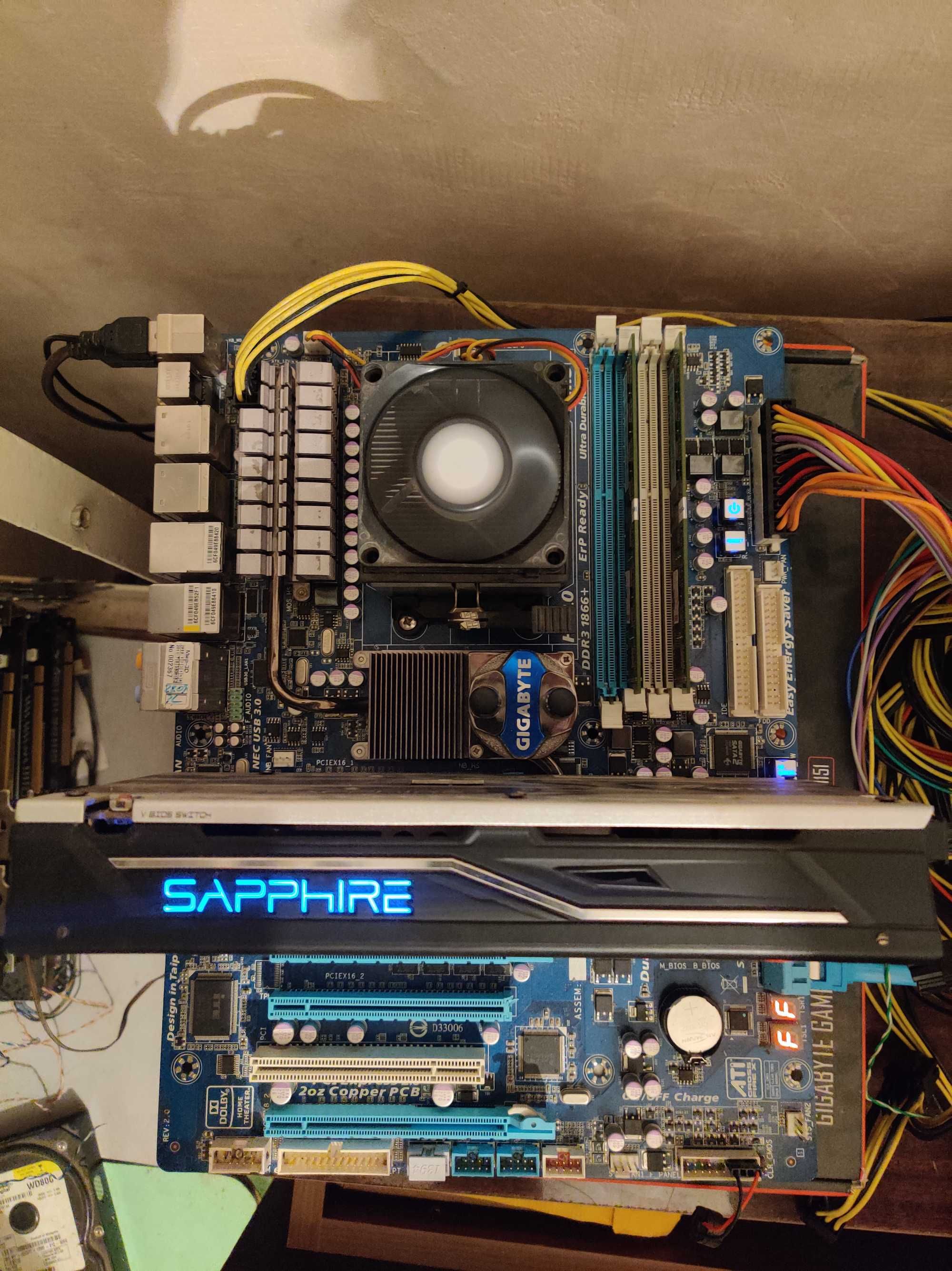Материнская плата Gigabyte GA-890FXA-UD7 + Athlon2 X3 435 + 4Gb DDR3