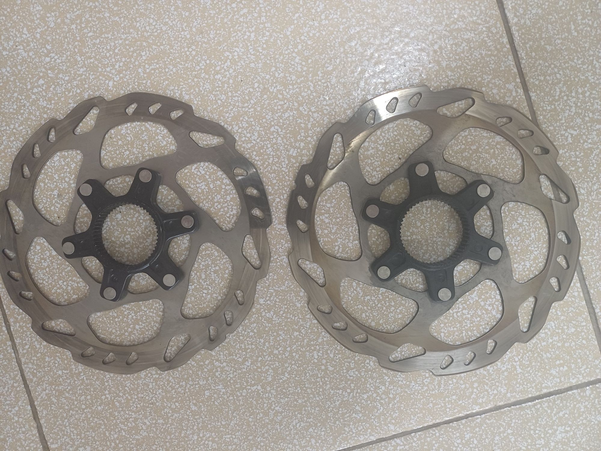Disco travão shimano 105 d.160