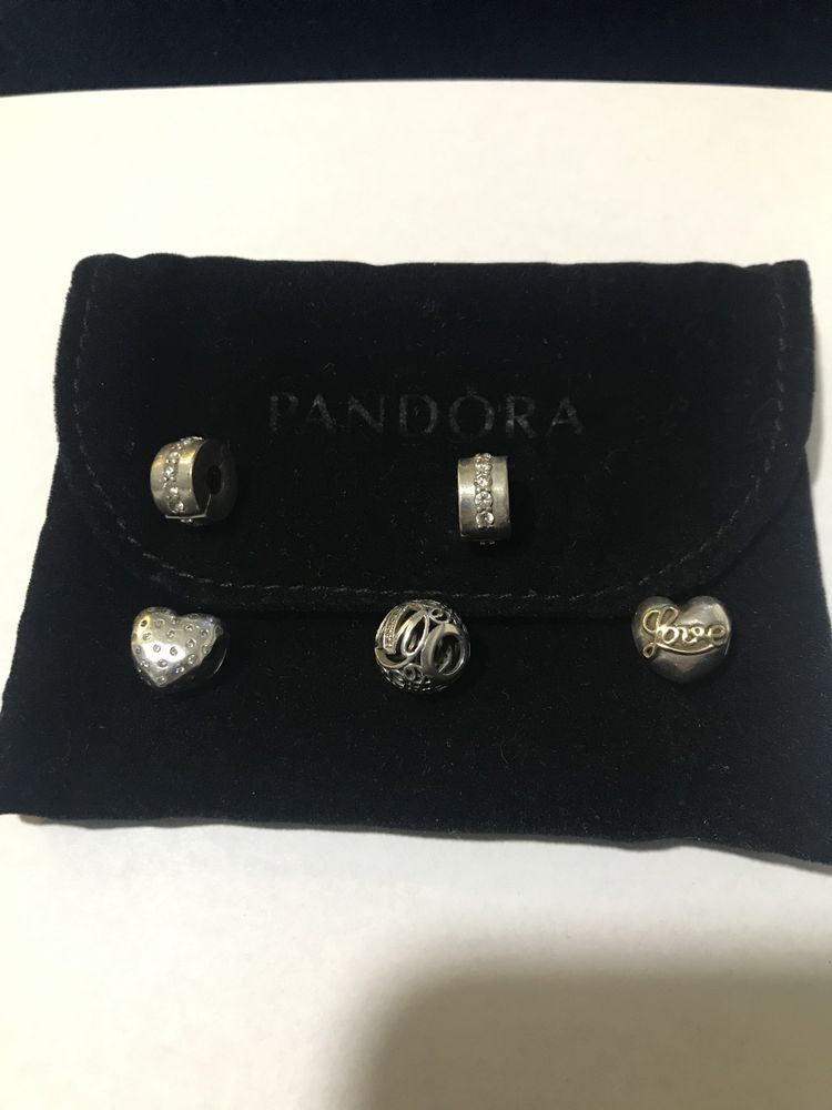 Charms Pandora „Bliska rodzina”