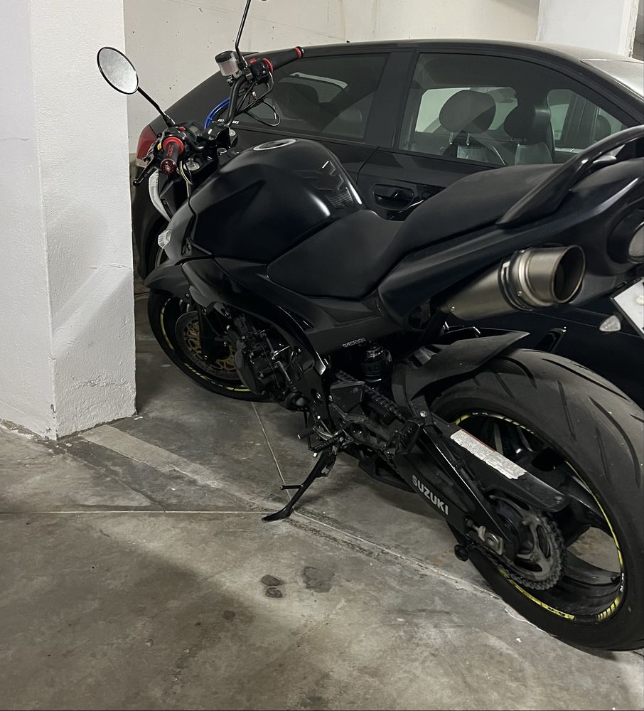 Suzuki GSR 600 - Accossatto