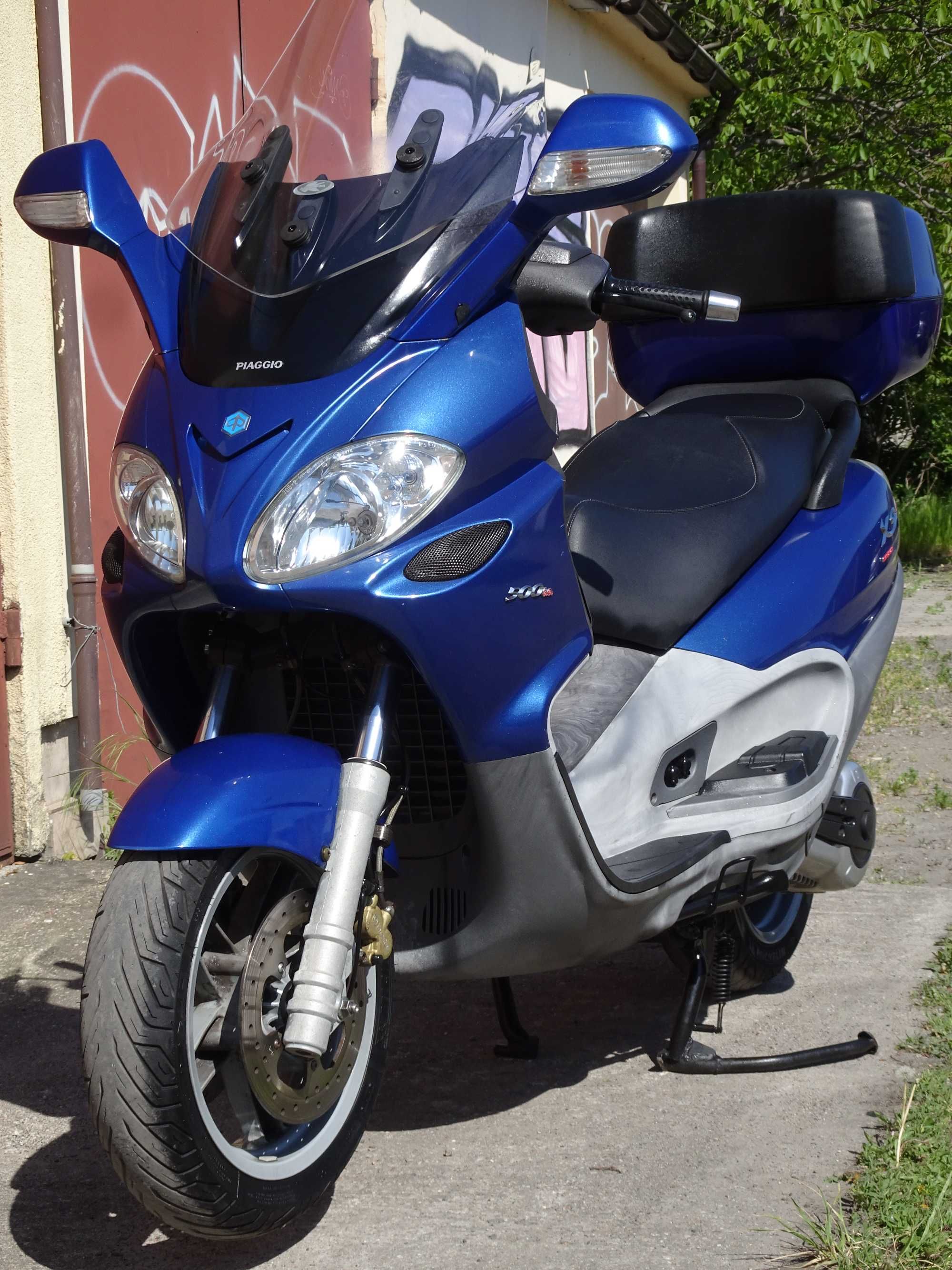 Piaggio X9 500 Evolution z 2004r  Kufer  Udok. przeb. 33 tyś km !