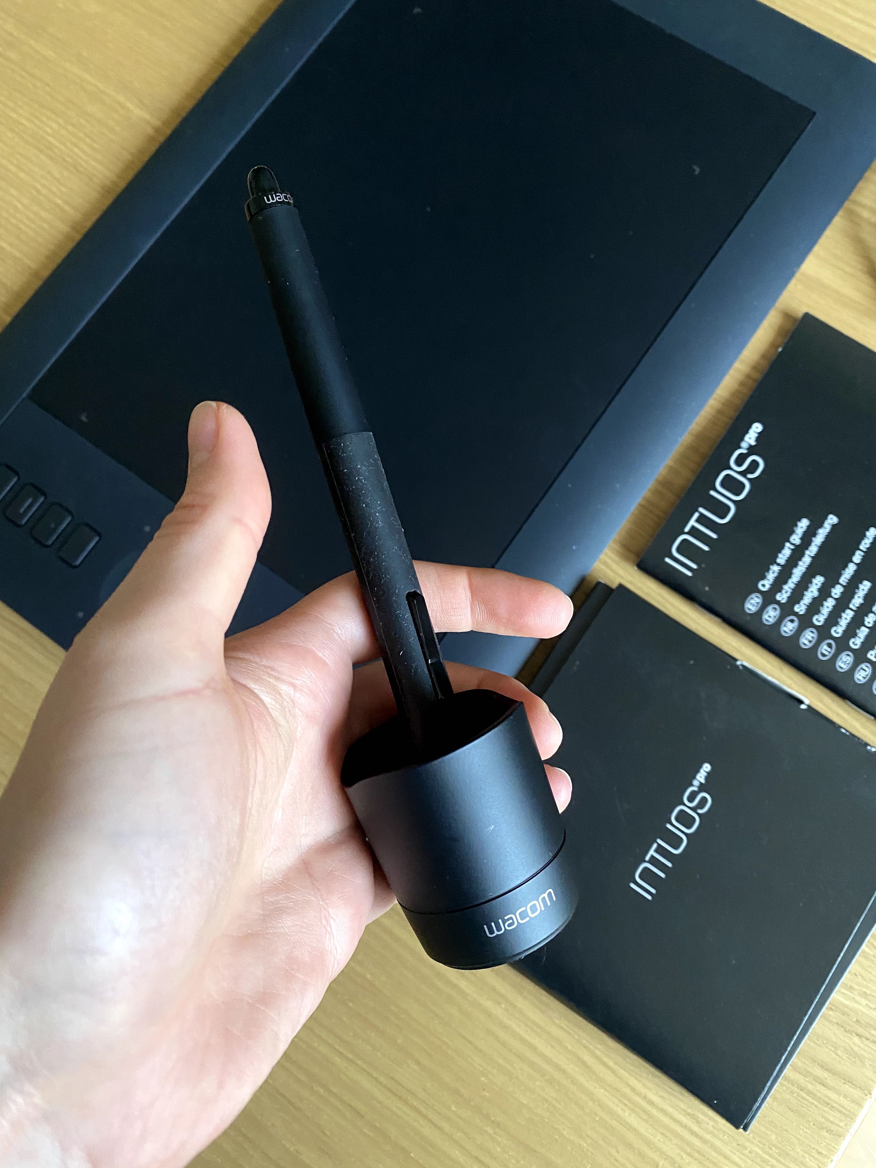 Tablet Graficzny Wacom Intous Pro M